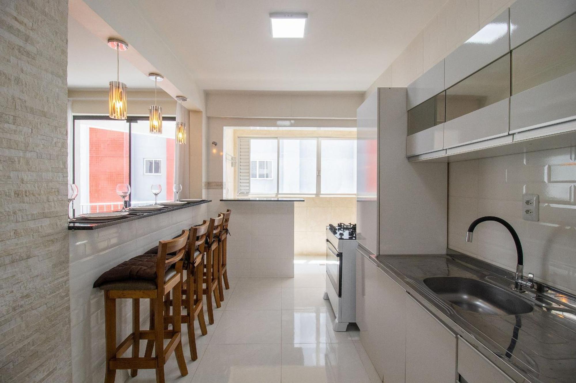 Crm127 - 3 Dorm, Confortavel, Garagem, Centro Apartamento *