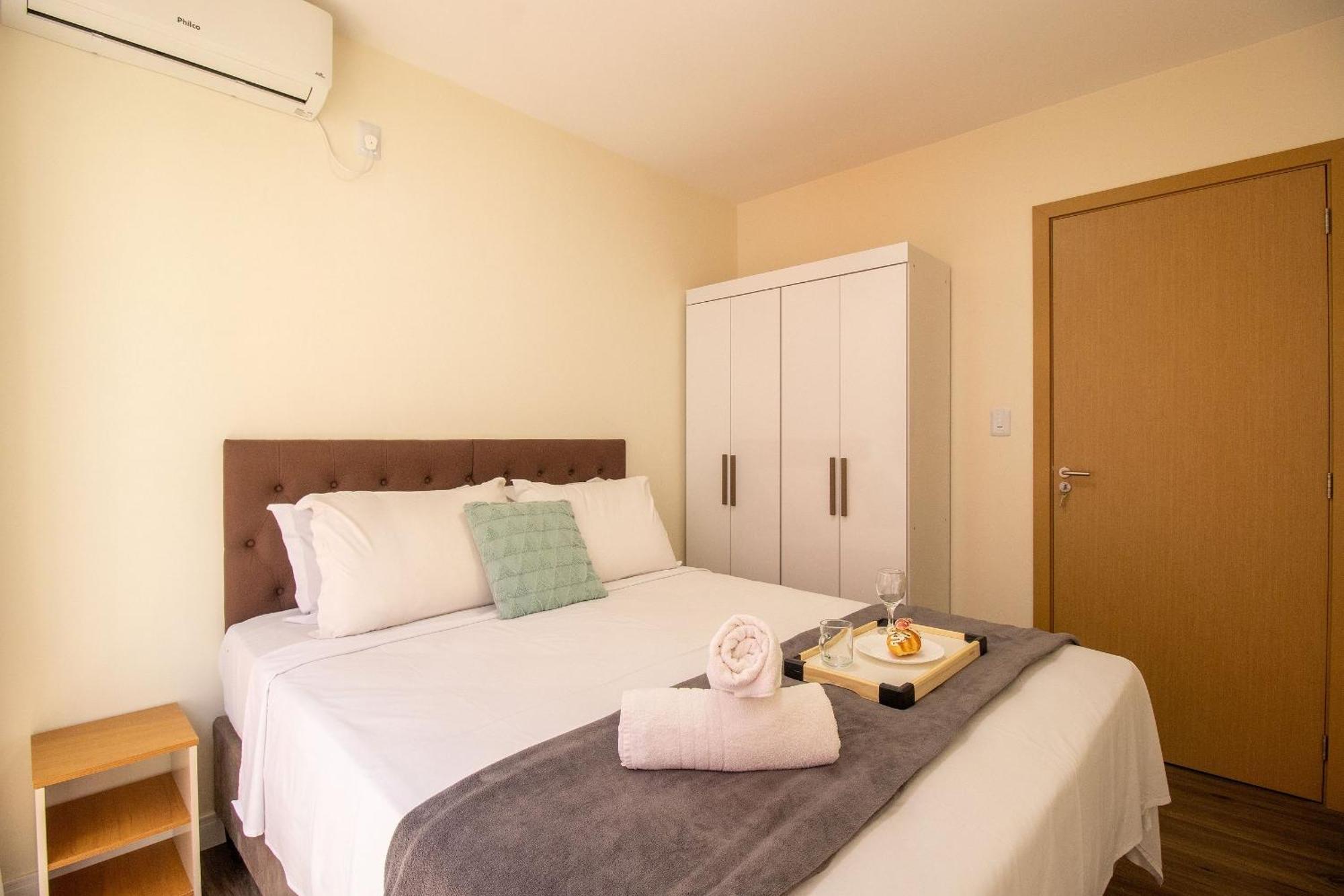 Apartamento Crm127 - 3 Dorm, Confortavel, Garagem, Centro